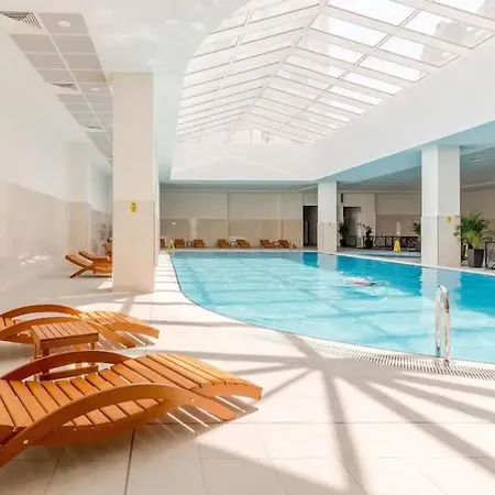 New 1br Skycity In - Free Parking Appartement